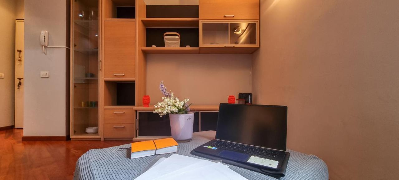 Altido Trendy 1-bed Flat, Easy Access To Centre Mailand